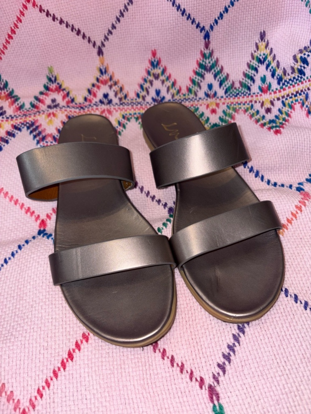 LM Metallic Gray Double-Strap Slide Sandals Women’s size 9